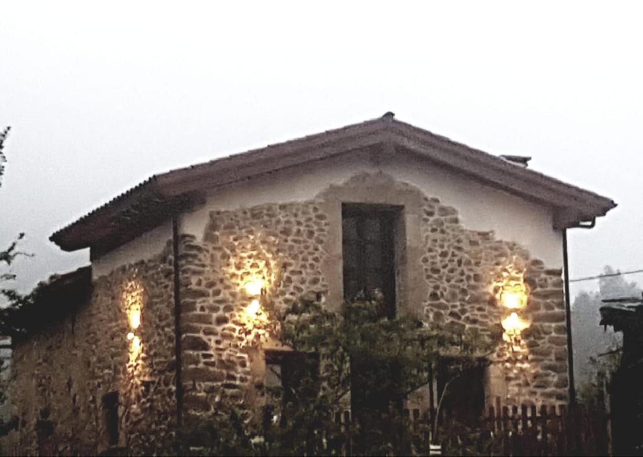 La Vierta Casa Rural Agroturismo 리바데세야 외부 사진